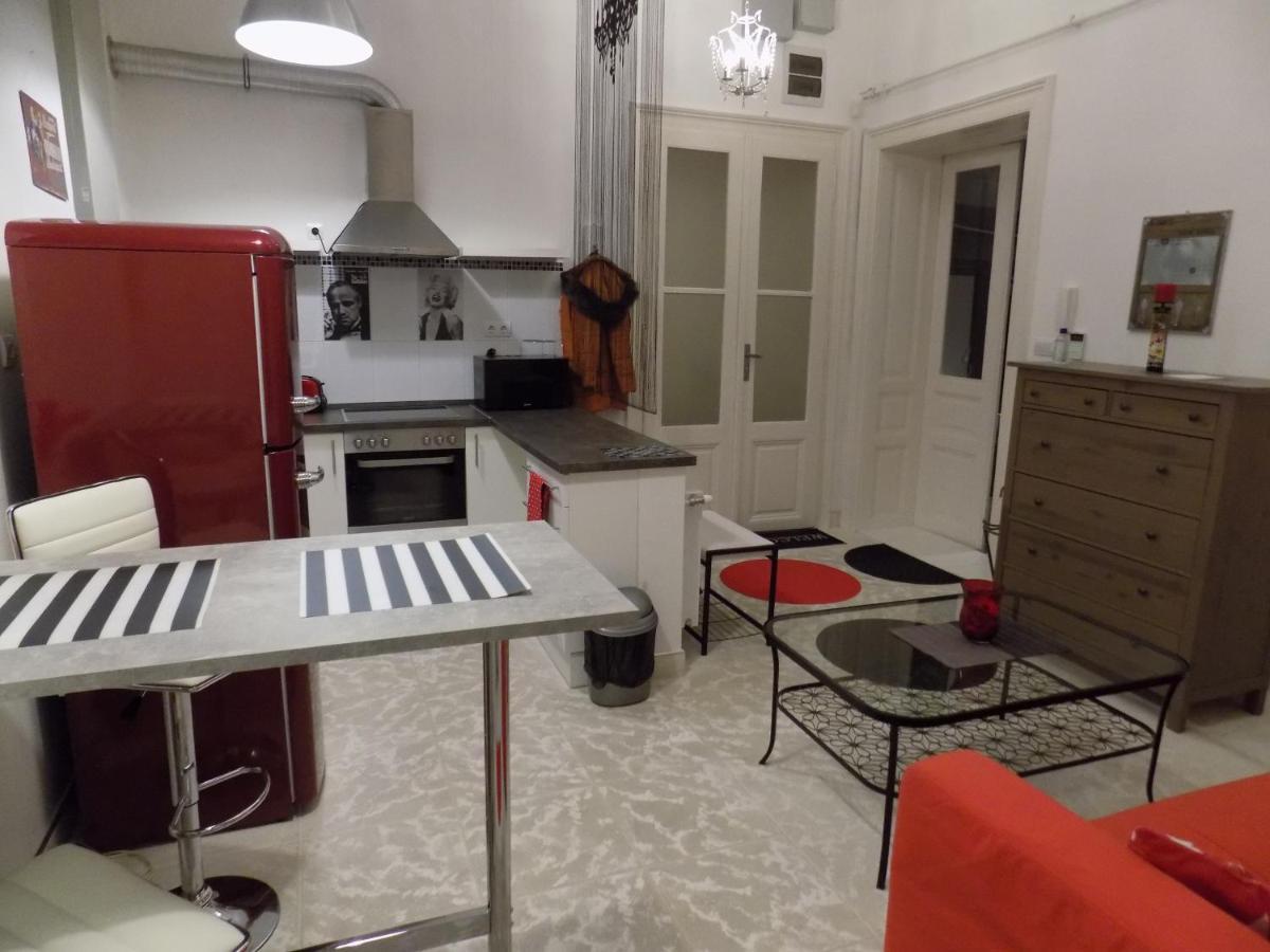 Apartamento Czingu-Lak Miskolc Exterior foto